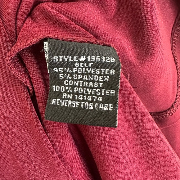 Burgundy Blouse Women’s L Scarf Tie Top V Neck 3/4 Sleeve - Picture 6 of 6